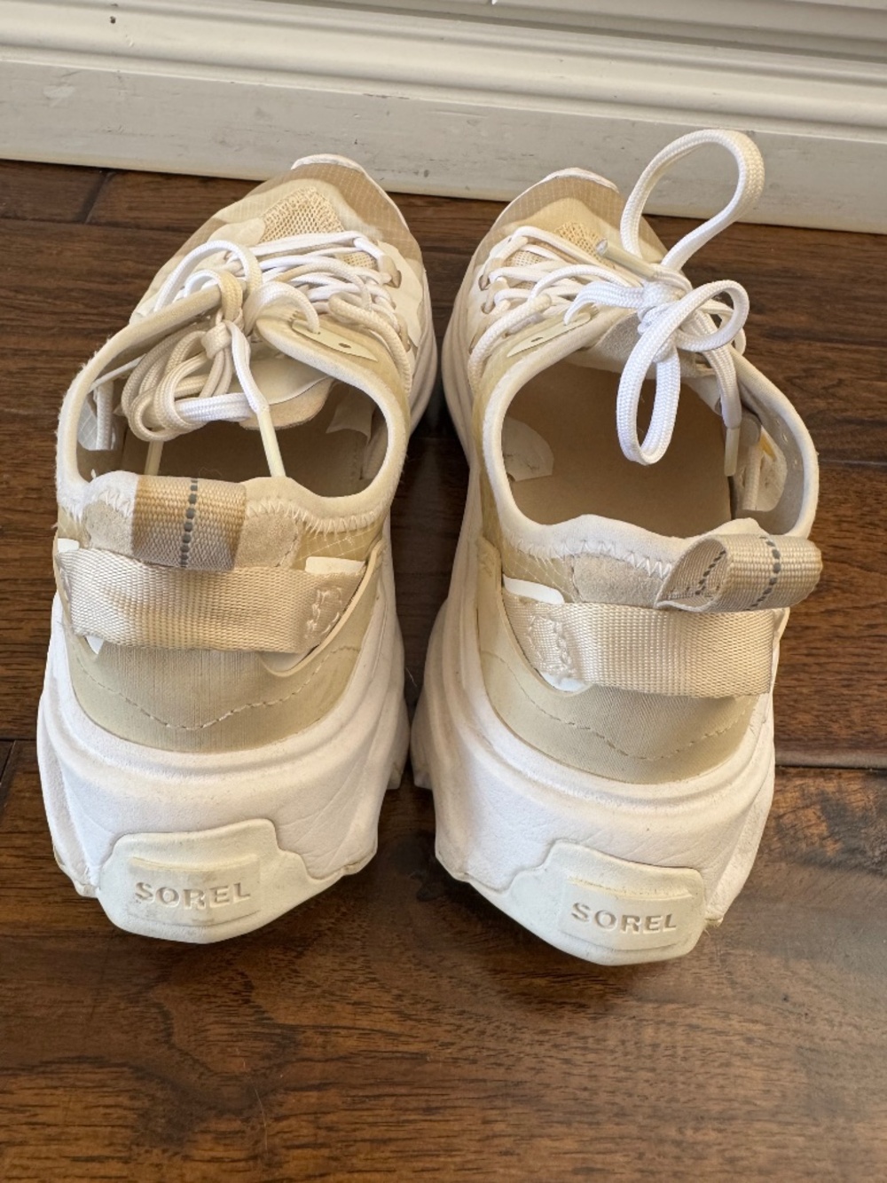 Sorel Women's Beige White Sneakers Size 8 - Picture 4 of 8